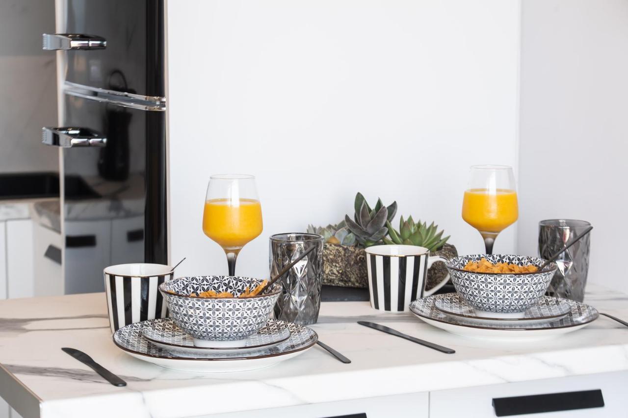 Above Blue Maisonettes Grey Diamond Nikiana Ngoại thất bức ảnh